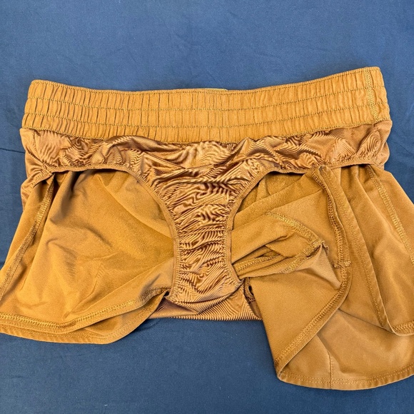 Nike Women's One Dri-FIT Mid-Rise 3" Brief-Lined Shorts size LARGE - Picture 5 of 5